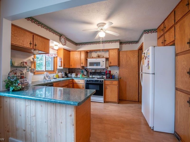 1182 Washington Street SW, Sherrodsville, OH 44675 Photo 16