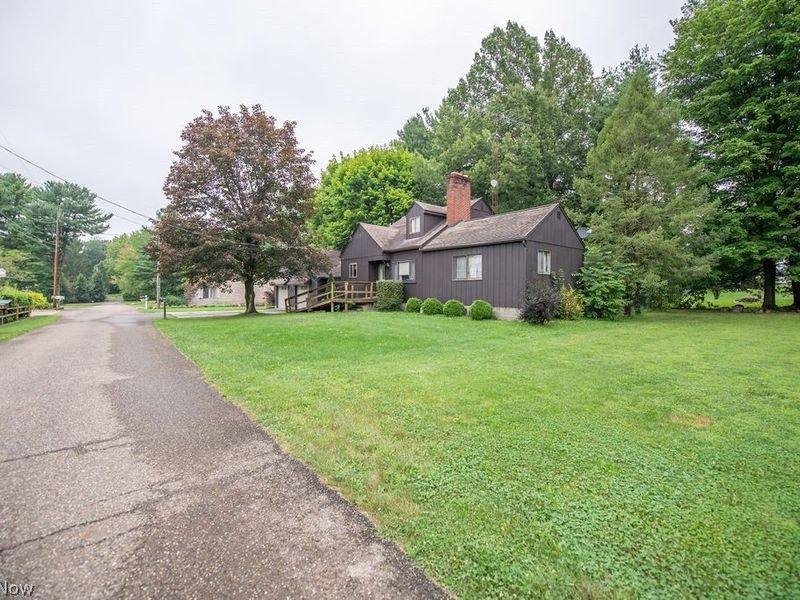 1182 Washington Street SW, Sherrodsville, OH 44675 Photo 3