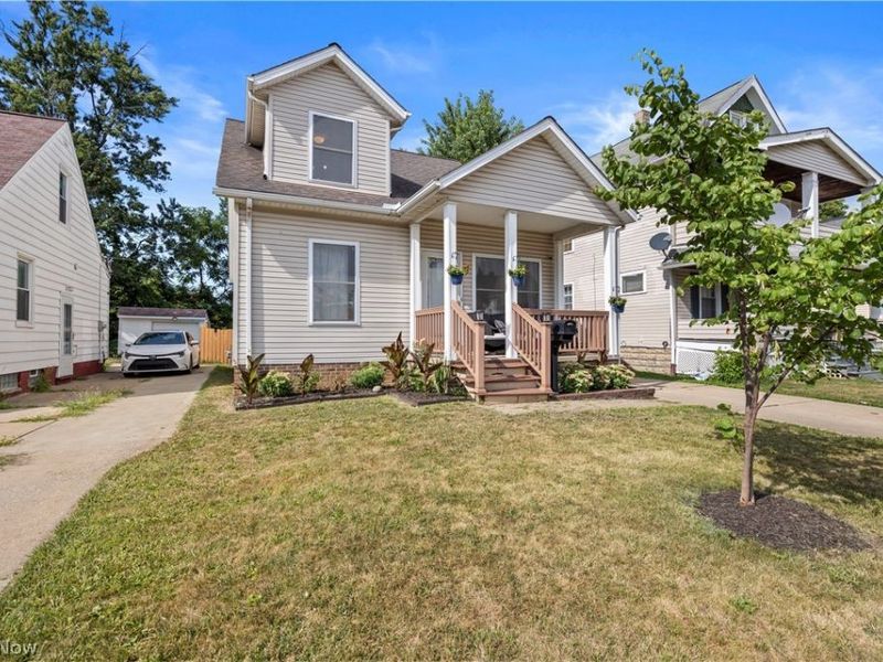 9901 Sladden Avenue, Garfield Heights, OH 44125 Photo 3