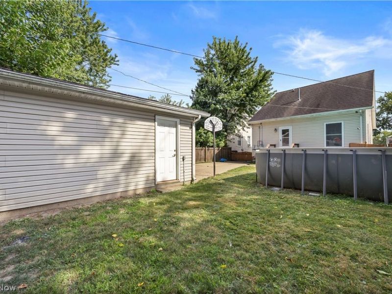 9901 Sladden Avenue, Garfield Heights, OH 44125 Photo 7