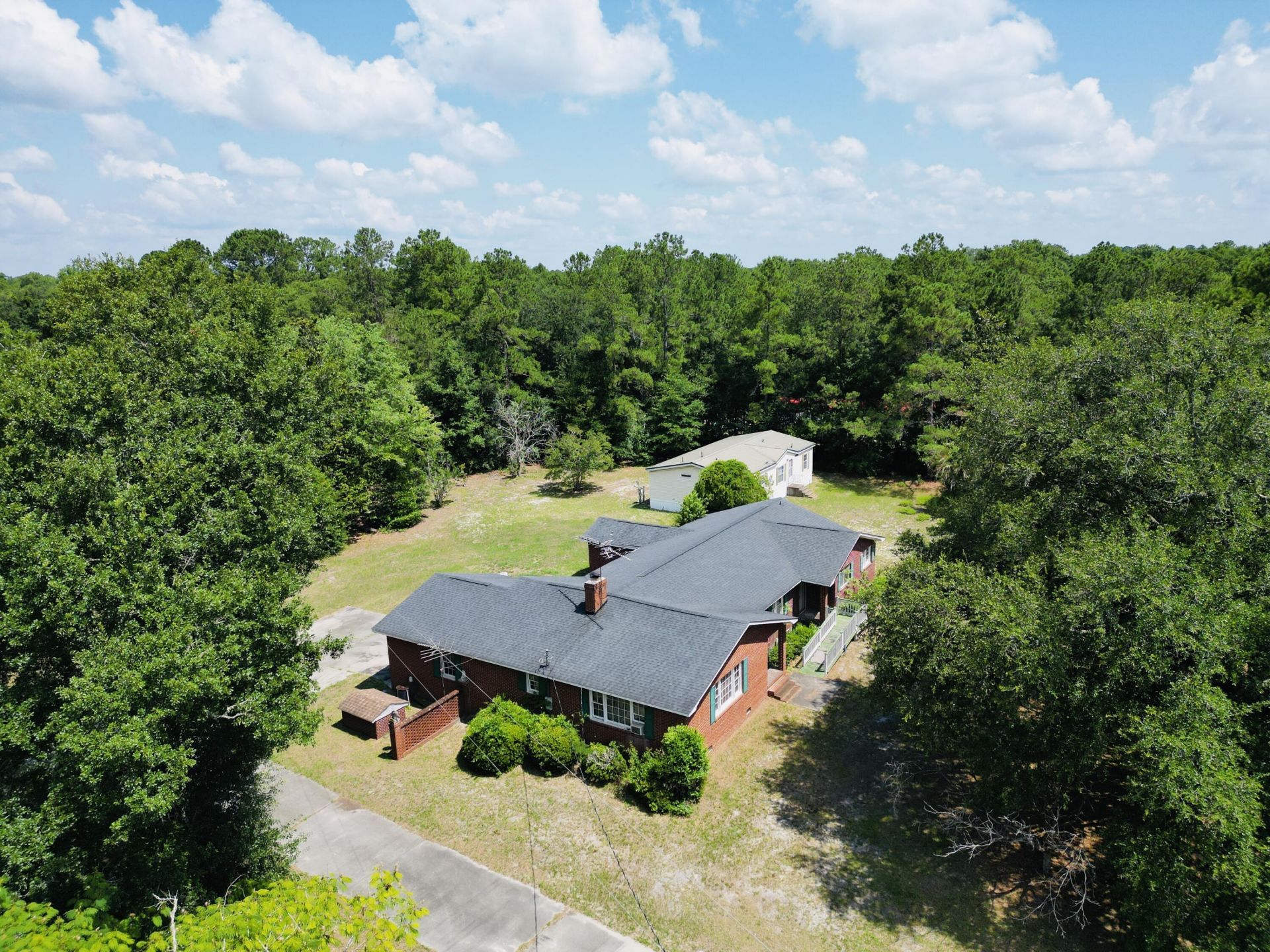 486 Sandhill Road Photo 14