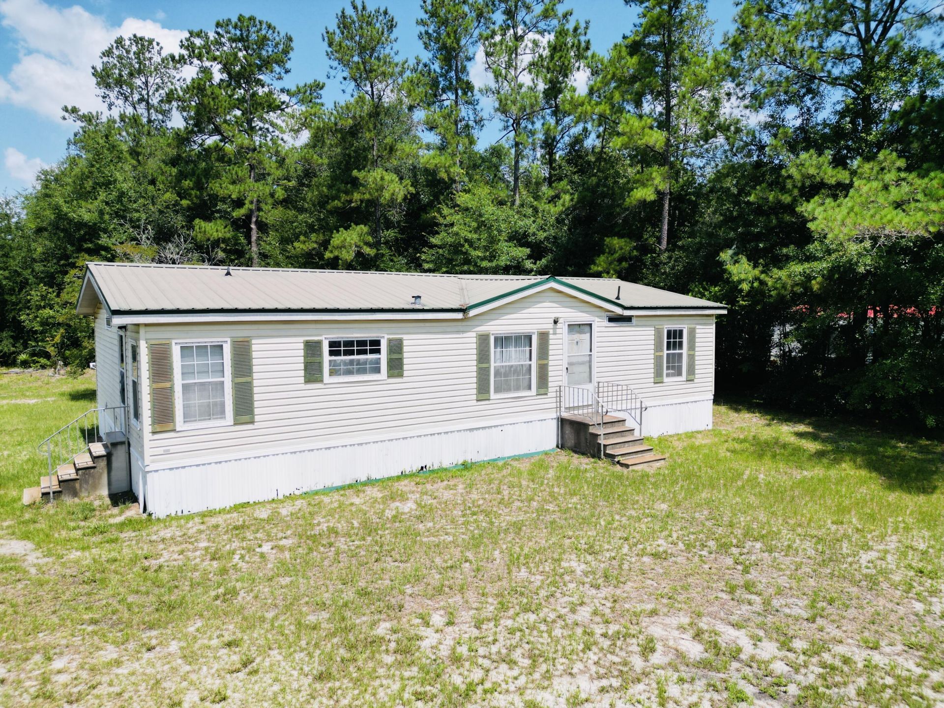 486 Sandhill Road Photo 18
