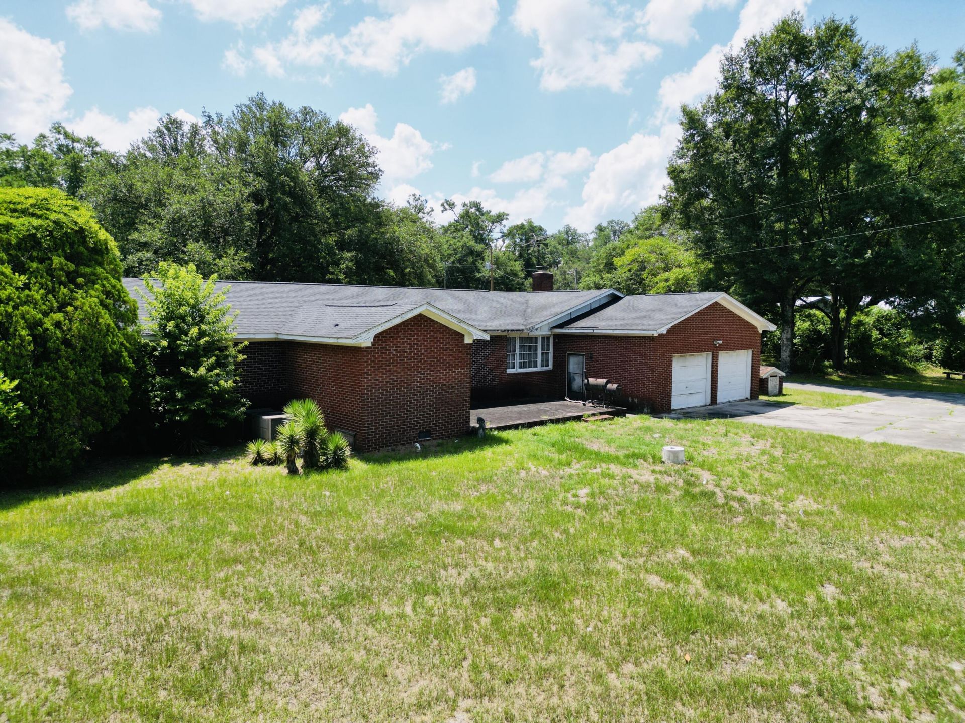 486 Sandhill Road Photo 9
