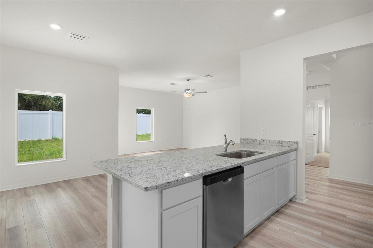 13376 Tula Loop, Astatula, FL 34705 Photo