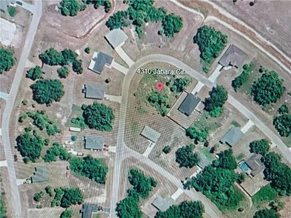 4310 Jabara CIR , LABELLE, FL 33935