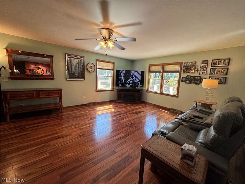 53532 High Ridge Road, Bridgeport, OH 43912 Photo 17