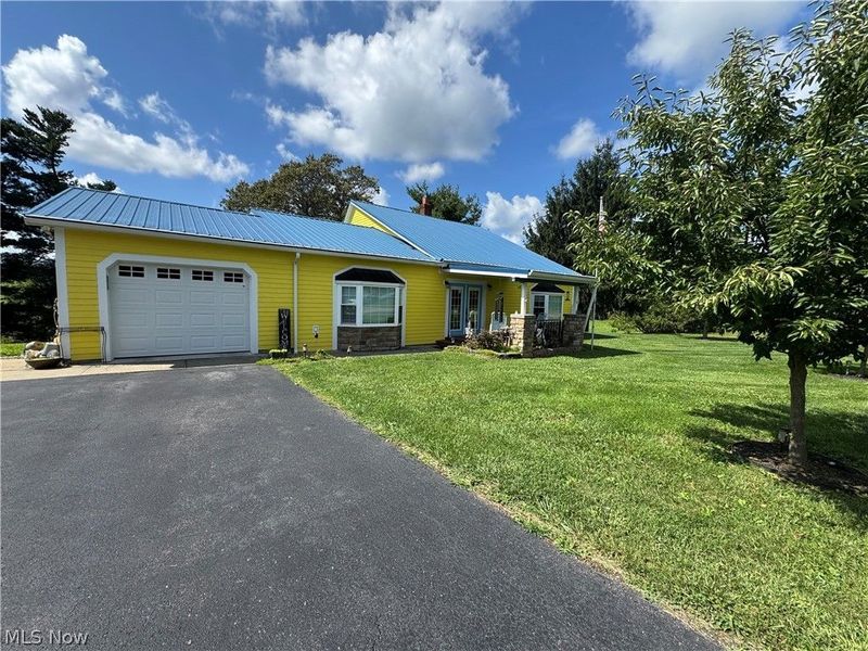 53532 High Ridge Road, Bridgeport, OH 43912 Photo 2