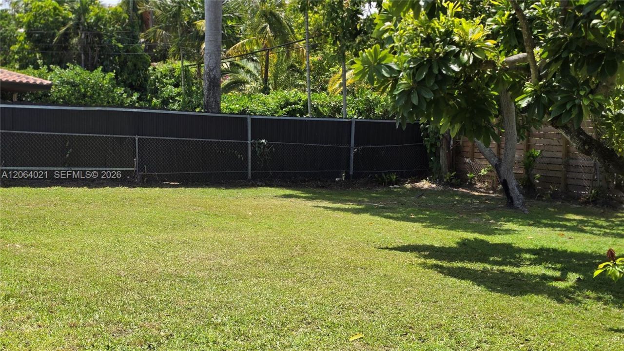 Please Call For Address, Miami, FL 33165 Photo
