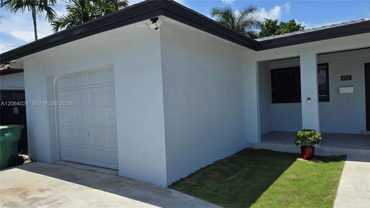 Please Call For Address, Miami, FL 33165 Photo