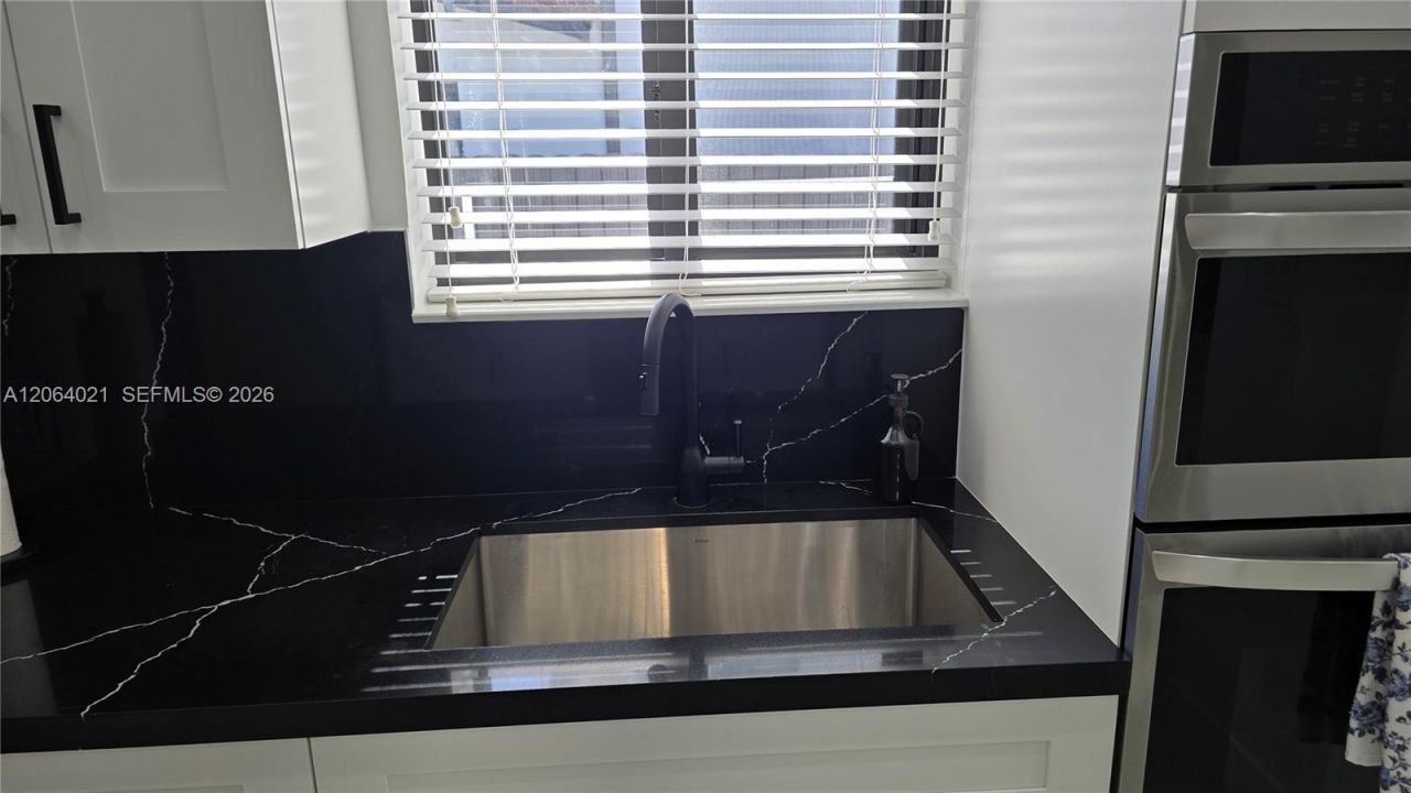 Please Call For Address, Miami, FL 33165 Photo