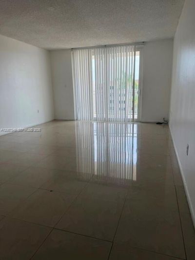 6960 Miami Gardens Dr , Unit 2-521, Hialeah, FL 33015 Photo
