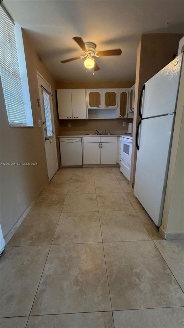 2930 Point East Dr, Unit E312, Aventura, FL 33160 Photo