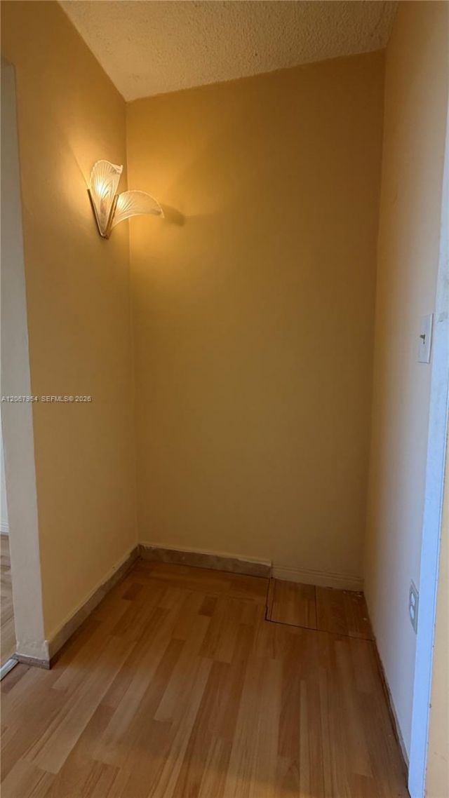 2930 Point East Dr, Unit E312, Aventura, FL 33160 Photo
