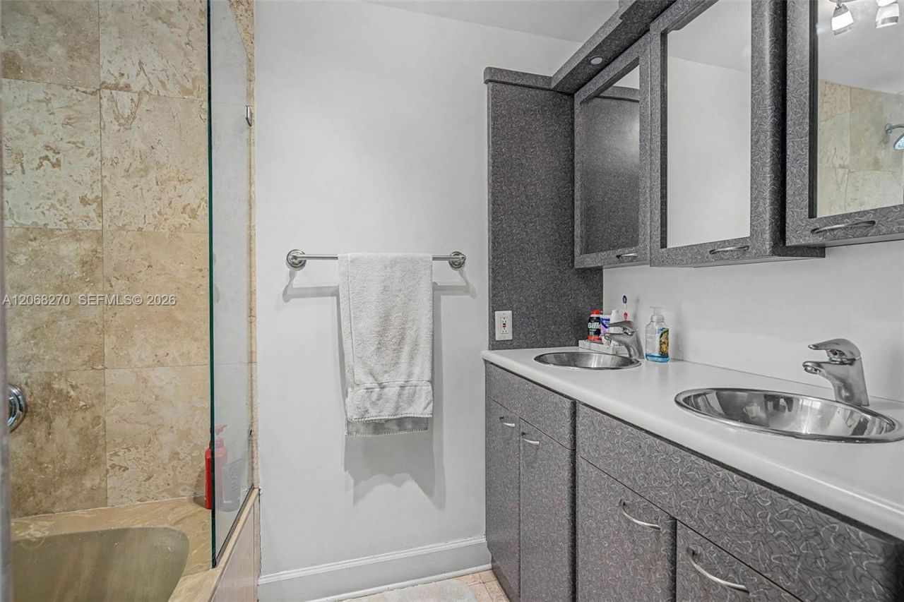 2400 Brickell Ave, Unit 107D, Miami, FL 33129 Photo