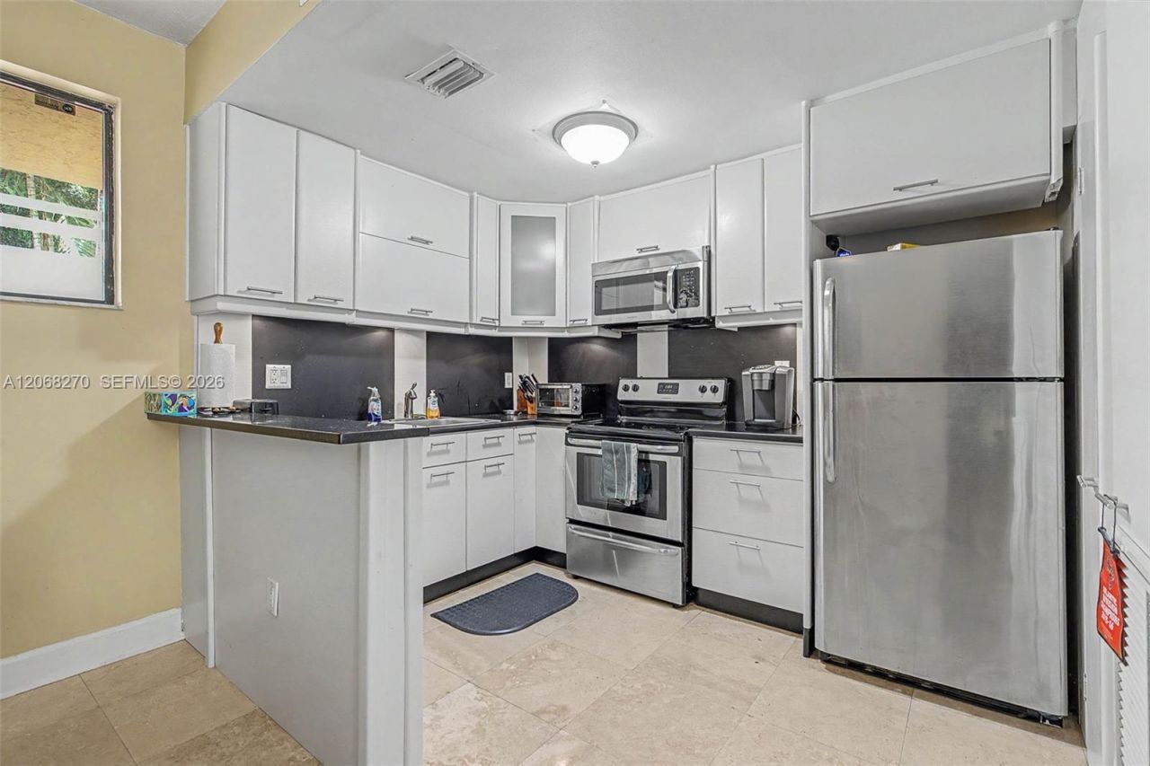 2400 Brickell Ave, Unit 107D, Miami, FL 33129 Photo