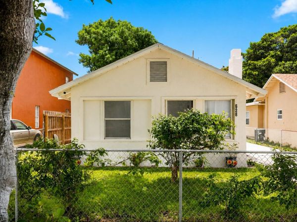 628 55th Street, West Palm Beach, FL 33407