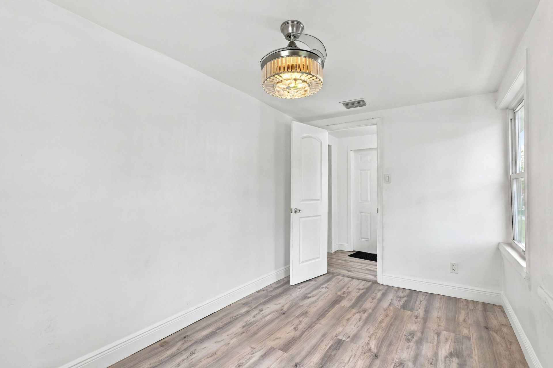 628 55th Street, West Palm Beach, FL 33407 Photo