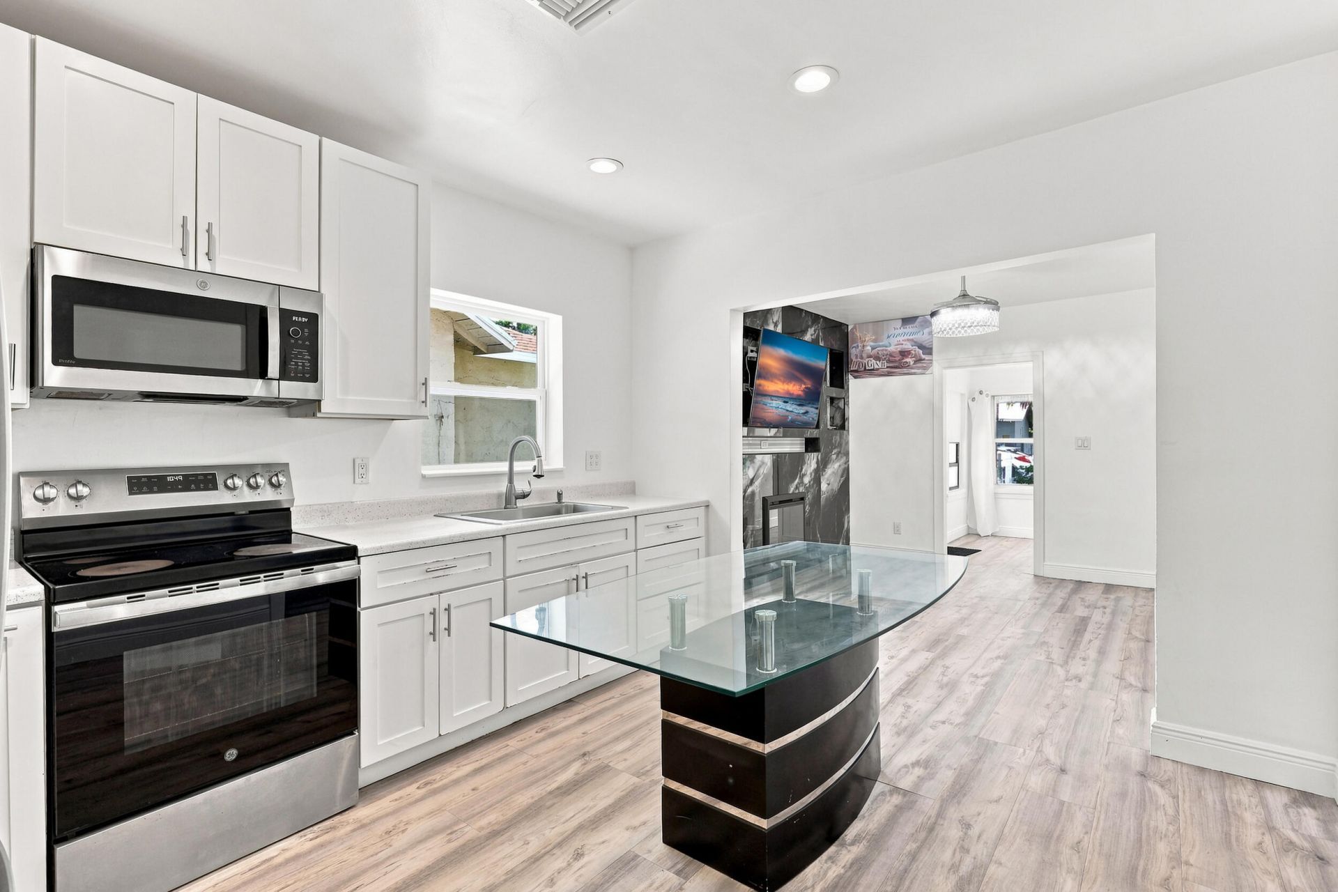 628 55th Street, West Palm Beach, FL 33407 Photo