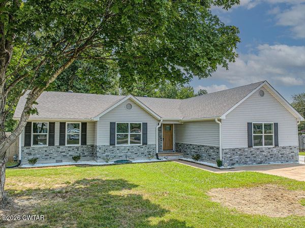 102 Charles Latham Drive , Jackson, TN 38301