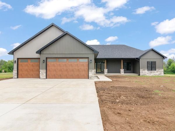 583 WILLOW DRIVE, Mishicot, WI 54228