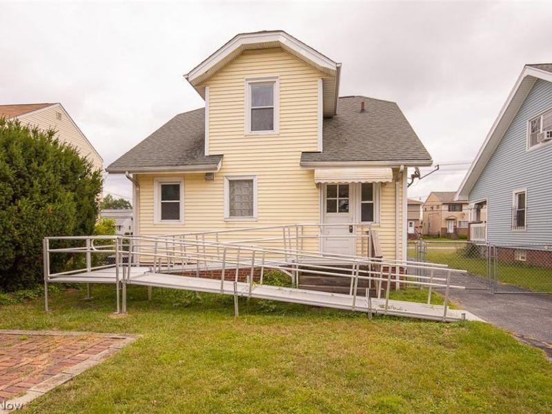 930 E 250th Street , Euclid, OH 44132 Photo 34