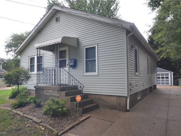 1742 Shaw Avenue , Akron, OH 44305