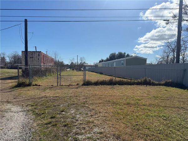 620 BAYOU Road , St Bernard, LA 70085