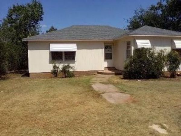 1821 Avenue K , Anson, TX 79501