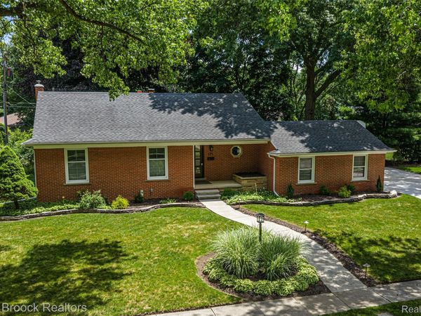 171 S Glengarry Road, Bloomfield Hills, Mi 48301