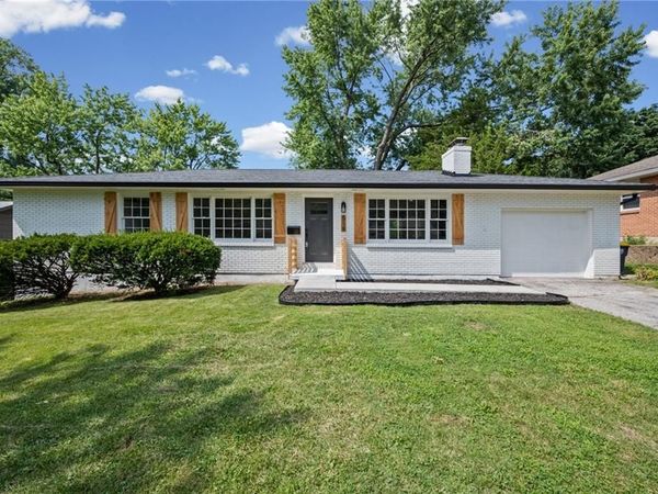 518 E 90th Terrace, Kansas City, MO 64131