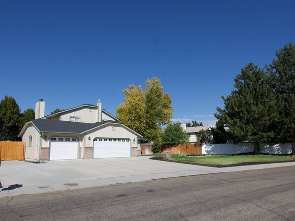 2050 W Sandalwood, Meridian, ID 83646