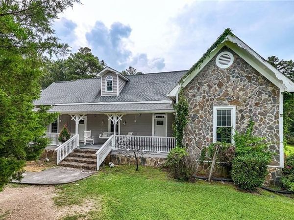 14 Nature Walk Road SW, Rome, GA 30161