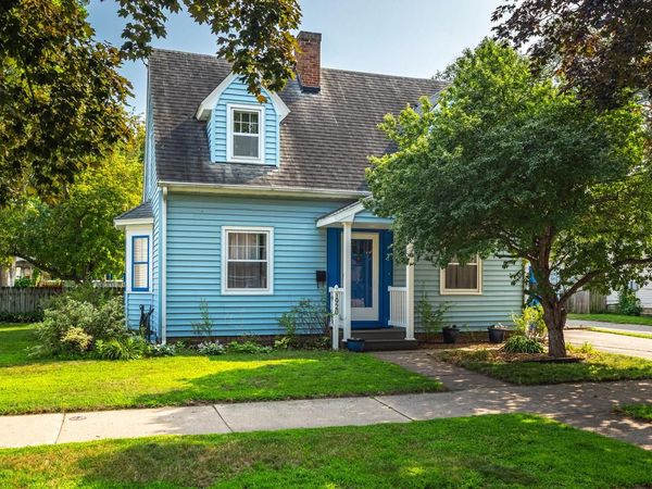 1920 Madison STREET, La Crosse, WI 54601