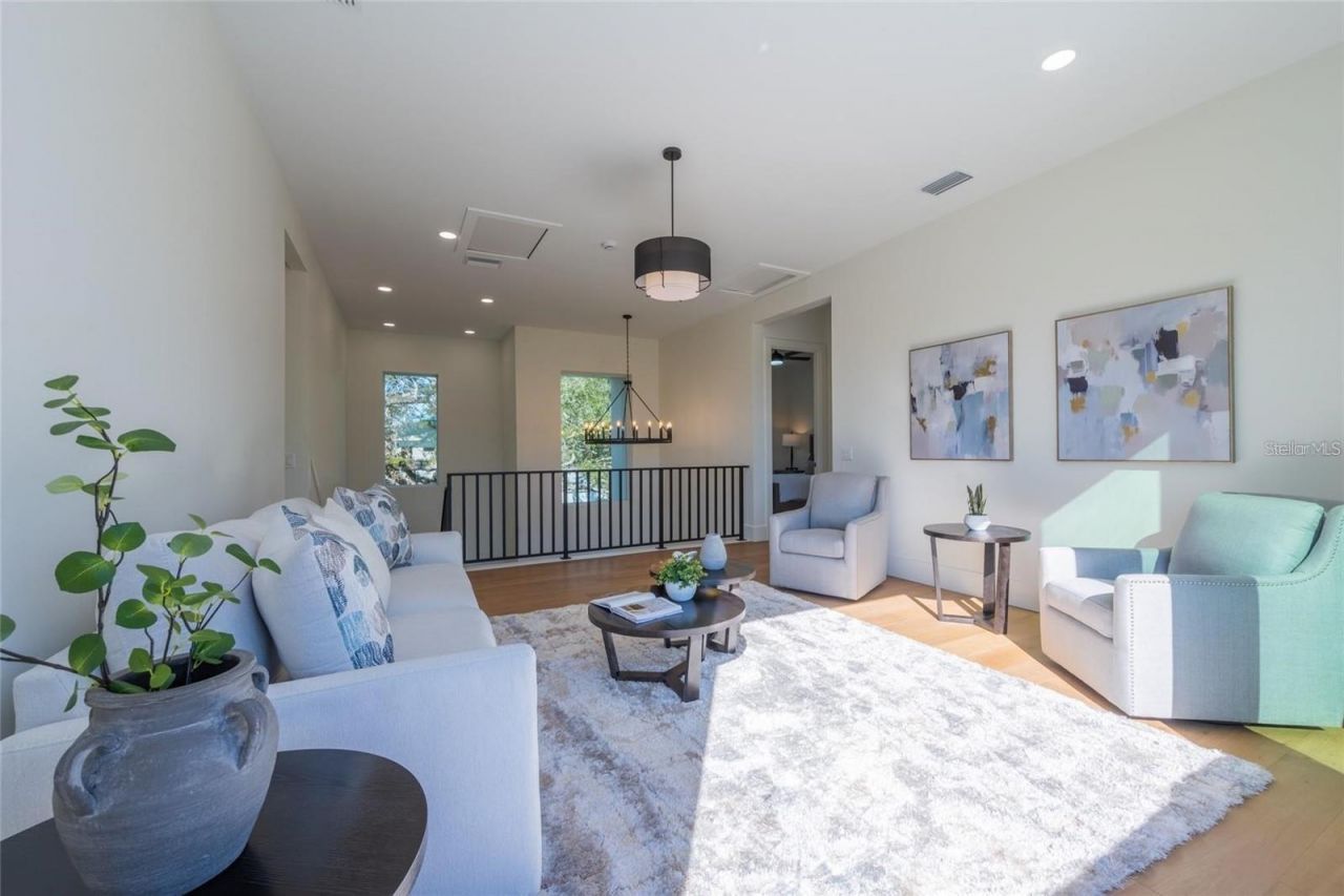 2420 Floyd Street, Sarasota, FL 34239 Photo