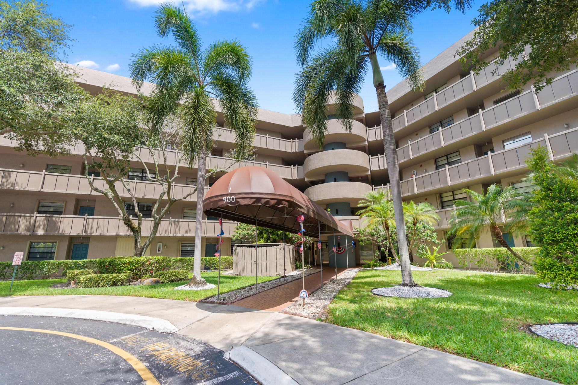 900 Colony Point Circle, Unit 511, Pembroke Pines, FL 33026 Photo