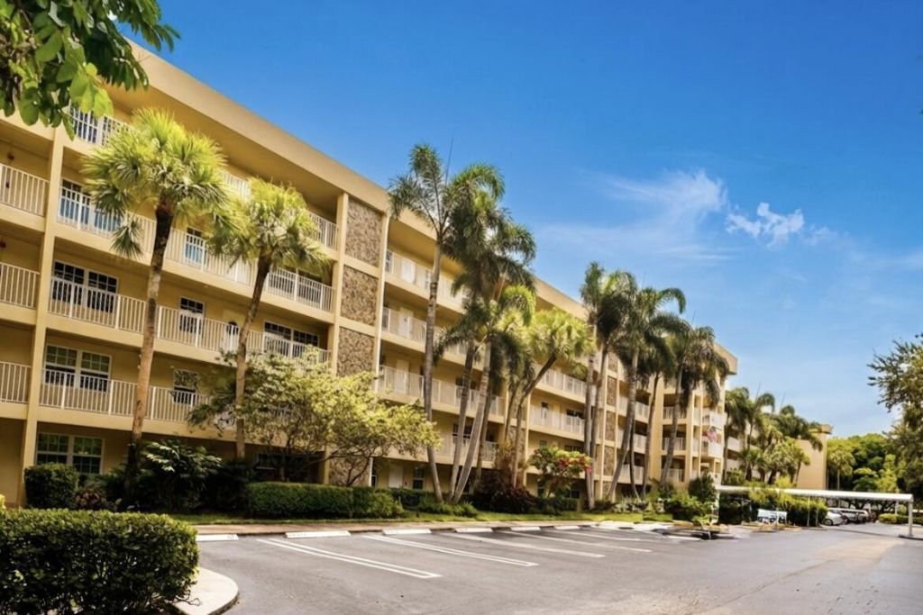 804 Cypress Grove Lane, Unit 210, Pompano Beach, FL 33069 Photo