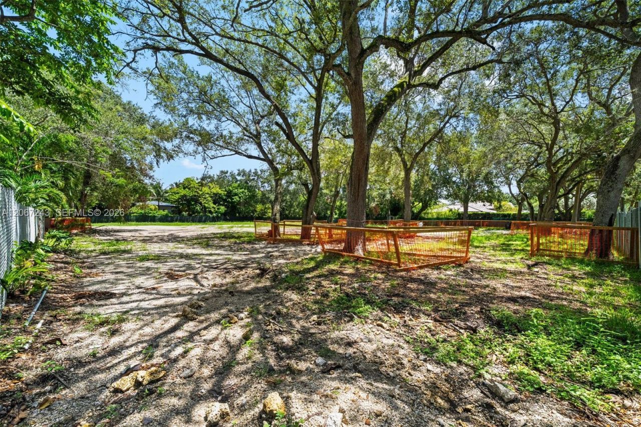 6285 SW 98th St , Pinecrest, FL 33156 Photo