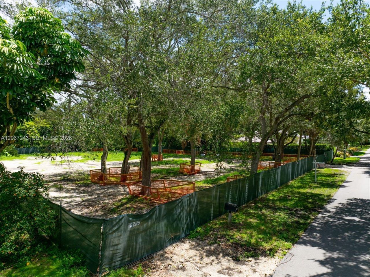 6285 SW 98th St , Pinecrest, FL 33156 Photo