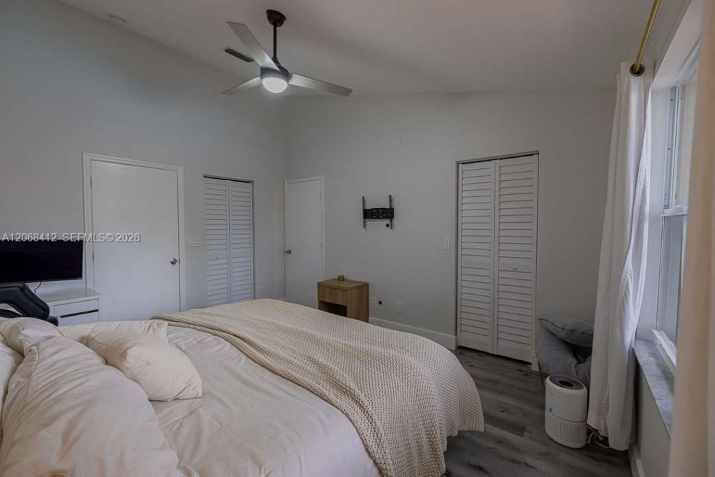 12171 SW 4th St, Pembroke Pines, FL 33025 Photo
