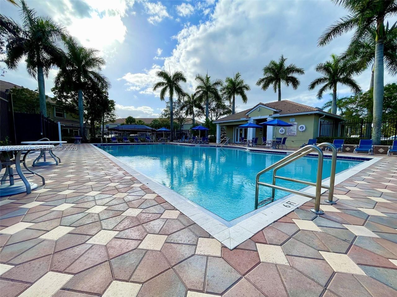 12171 SW 4th St, Pembroke Pines, FL 33025 Photo