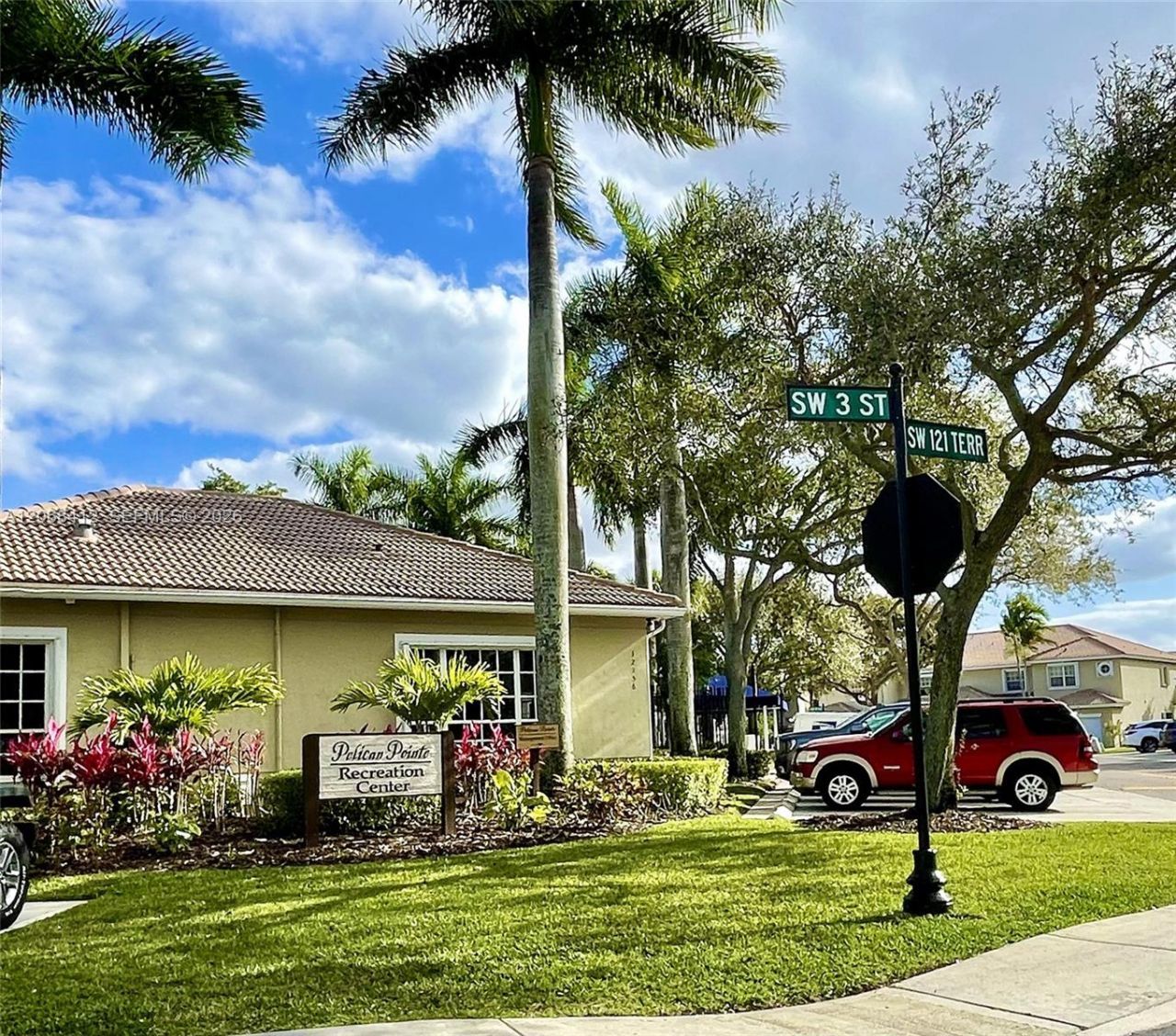 12171 SW 4th St, Pembroke Pines, FL 33025 Photo