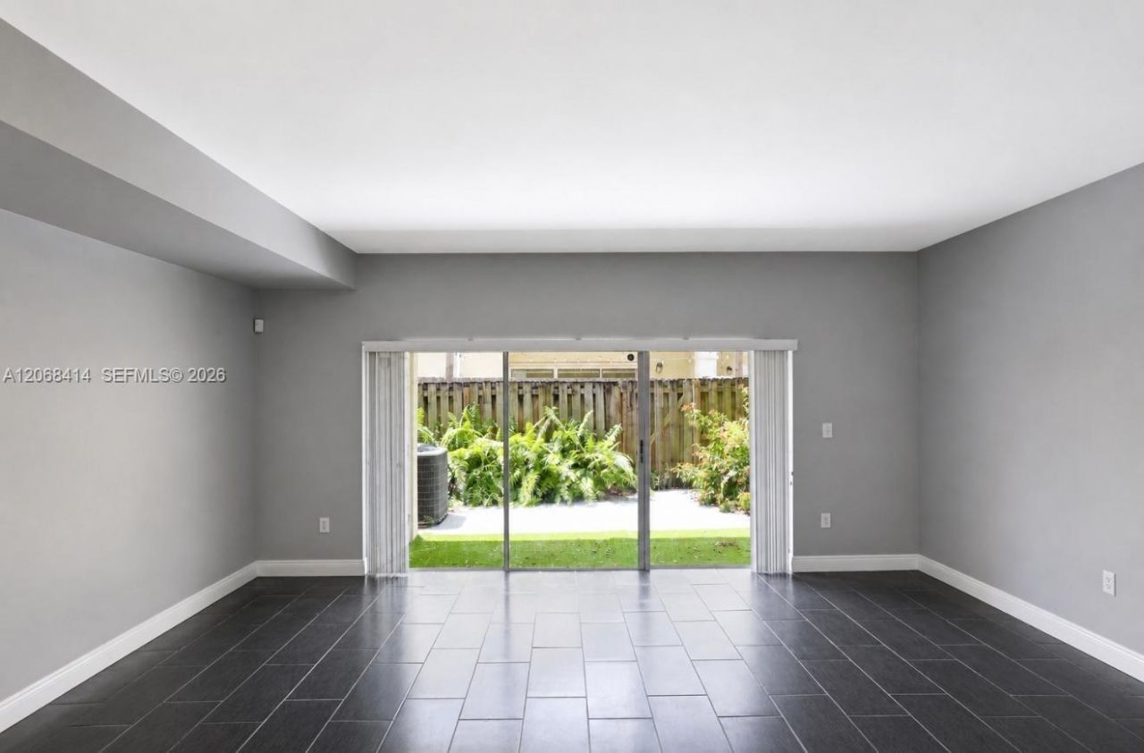 11840 SW 99th St, Unit 11840, Miami, FL 33186 Photo