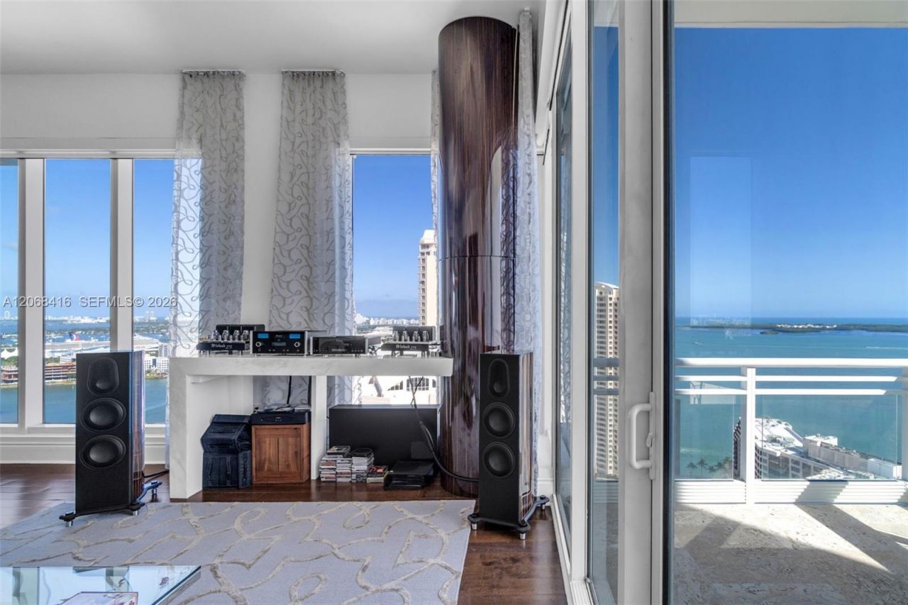 900 Brickell Key Blvd , Unit 2904, Miami, FL 33131 Photo