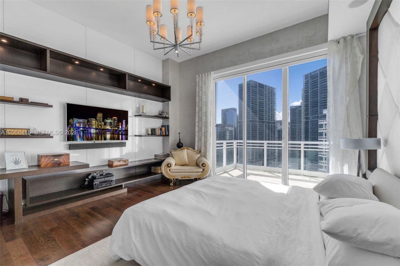 900 Brickell Key Blvd , Unit 2904, Miami, FL 33131 Photo