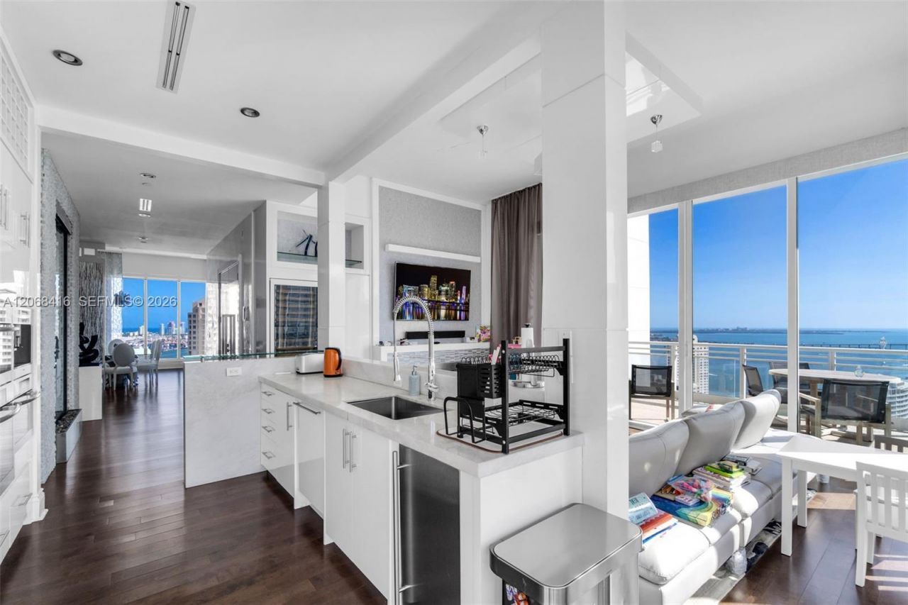 900 Brickell Key Blvd , Unit 2904, Miami, FL 33131 Photo