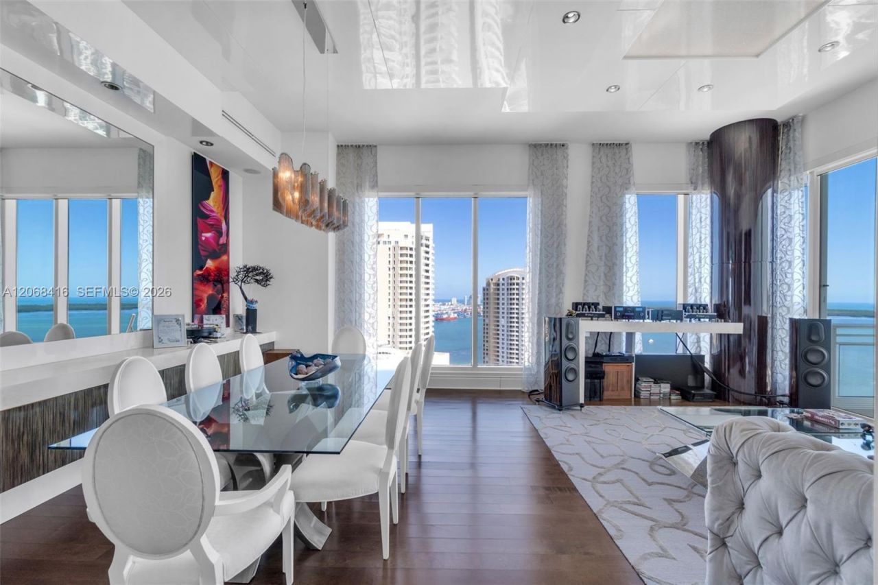 900 Brickell Key Blvd , Unit 2904, Miami, FL 33131 Photo