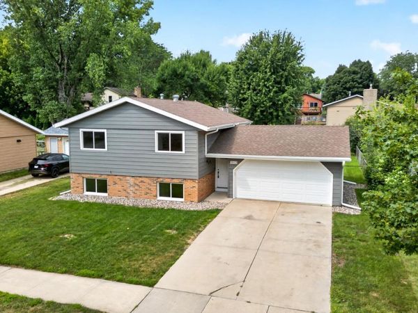 3015 4th Avenue NW, Rochester, MN 55901