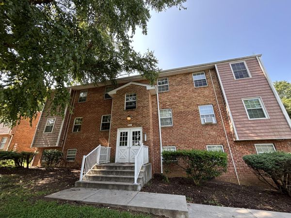914 Cottage AVE , Unit 3, Vinton, VA 24179