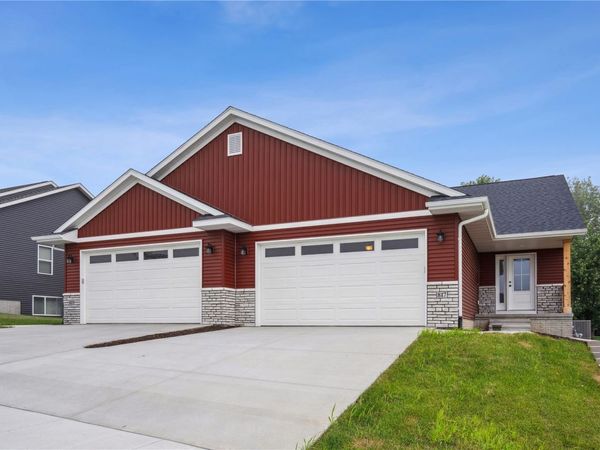 817 Prairie View Drive , West Branch, IA 52358