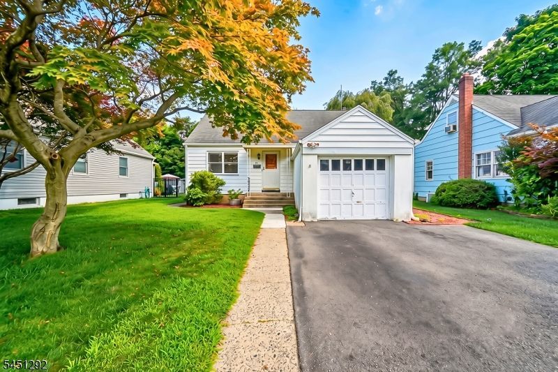 30 Pequannock Ave, Pompton Lakes, NJ 07442 Main Photo